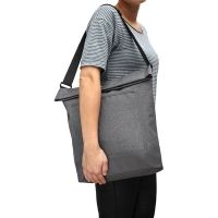 Damska torba, mała kieszeń z przodu, regulowany pasek na ramię