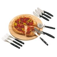 Deska do krojenia pizzy z 4 widelcami, 4 nożami i nożem do pizzy
